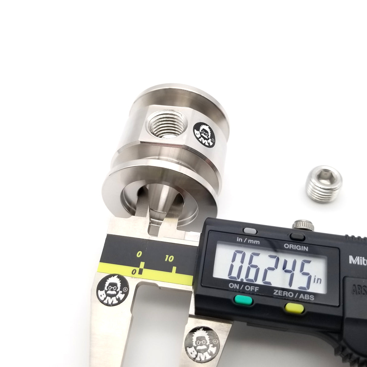 KF-25 adaptive Tee < KF25 x 1/4" FNPT>